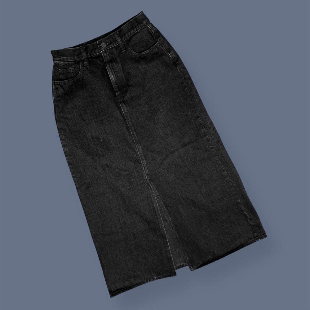 Black Uniqlo Midi Denim Skirt
